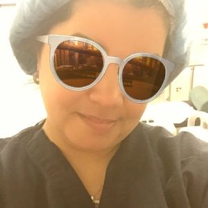 Meet your Posher, Lillian